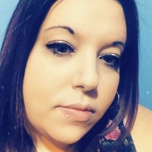 Meet your Posher, Daniela